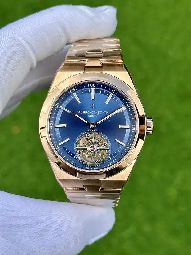 Vacheron Constantin Overseas "Çelik Kasa Siyah Kadran" 47074 No. 02