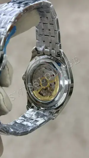 Vacheron Constantin Overseas "Çelik Kasa Siyah Kadran" 47074 No. 05, 7. görsel