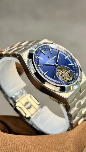 Vacheron Constantin Overseas "Çelik Kasa Siyah Kadran" 47074 No. 06 — 8. görsel