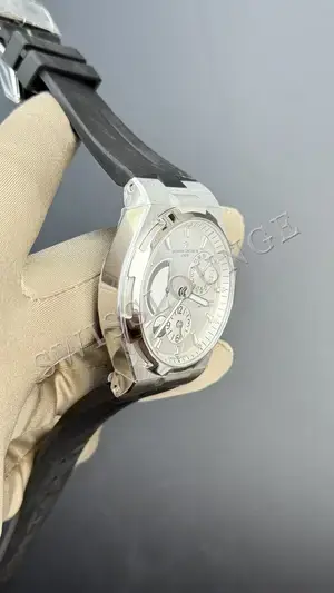 Vacheron Constantin Overseas "Dual Time Beyaz Kadran Kauçuk Kordon", 5. görsel